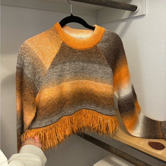 Zara Sweater - Picture 2 of 5